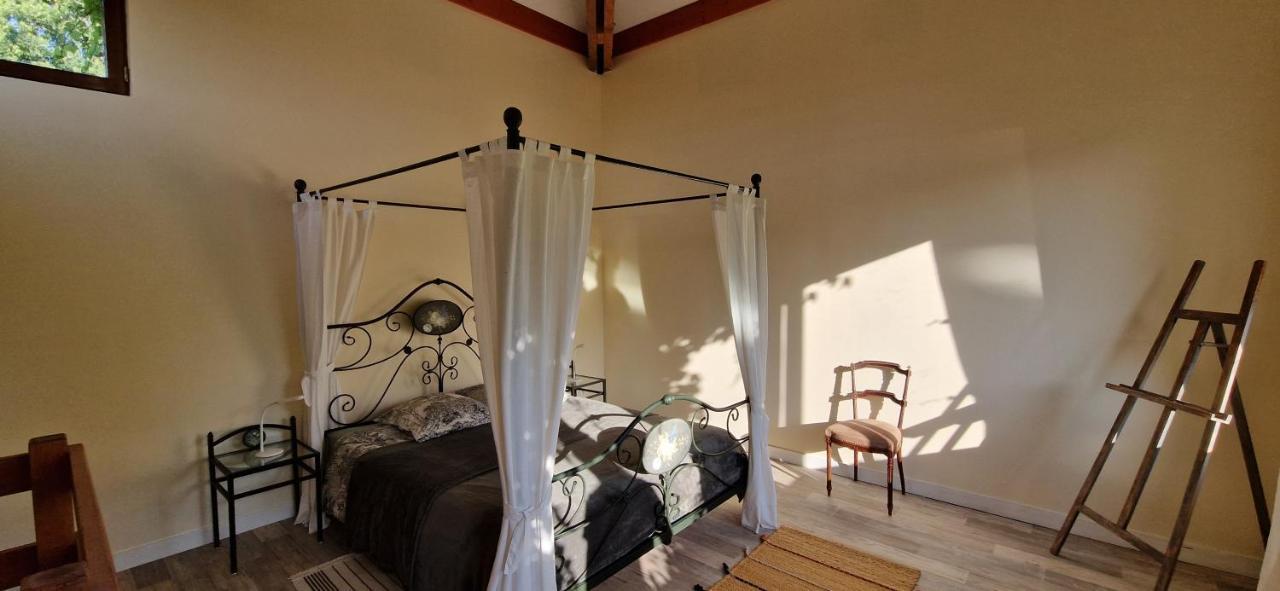 Les Grands Bois Villa Saint-Epain ภายนอก รูปภาพ